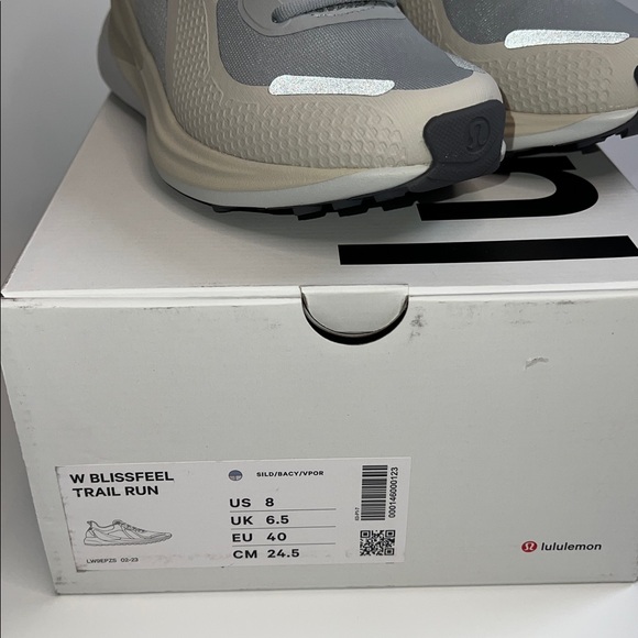 💙NWT LULULEMON WOMENS  BLISSFEEL TRAIL RUN RUNNING SHOE SIZE 8 - Picture 11 of 13